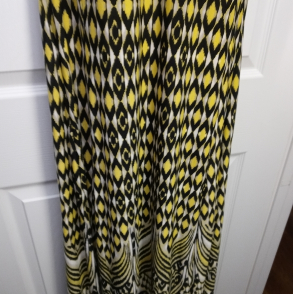 DN Designs Geometric Design Dress - Picture 2 of 4